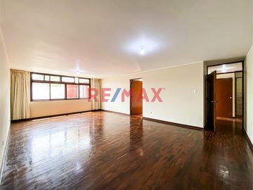 Venta De Dos Casas En Condominio