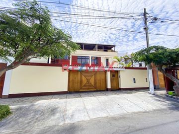 Venta De Dos Casas En Condominio