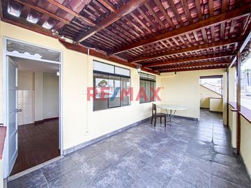 Venta De Dos Casas En Condominio