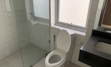 For RENT: Semi Furnished 3 Bedroom in BGC Verve Residences