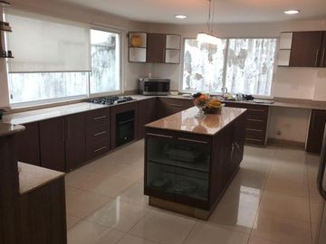 OPORTUNIDAD HERMOSO DEPARTAMENTO EN QUITO TENIS