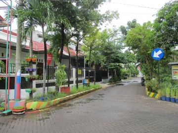 Rumah Hook Jambangan Sawah (Palm Spring Regency)