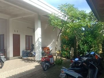 RUMAH KOST 5 KAMAR HARGA MIRING DI JIMBARAN DEKAT UDAYANA