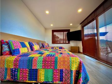 Venta Casa Campestre Infinity pool Parcelacion 10 minutos Llanogrande