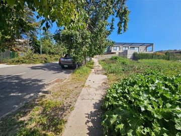 Sitio en venta con urbanismo completo en Chicureo