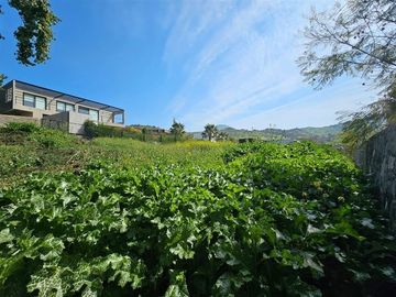 Sitio en venta con urbanismo completo en Chicureo
