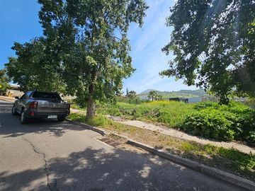 Sitio en venta con urbanismo completo en Chicureo