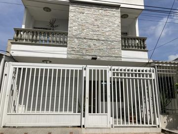 casa en venta en los almendros. Cod V103253