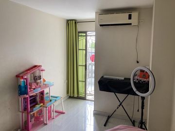 casa en venta en los almendros. Cod V103253