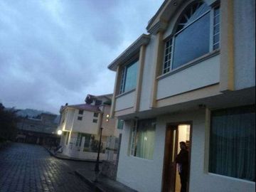 Venta de casa en Otavalo