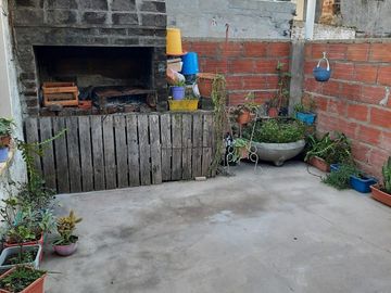 VENTA dos Casas - mismo lote ATENCION INVERSORES