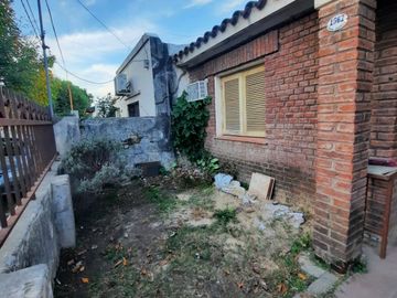 VENTA dos Casas - mismo lote ATENCION INVERSORES