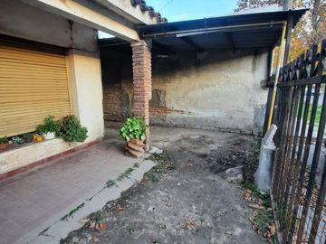 VENTA dos Casas - mismo lote ATENCION INVERSORES