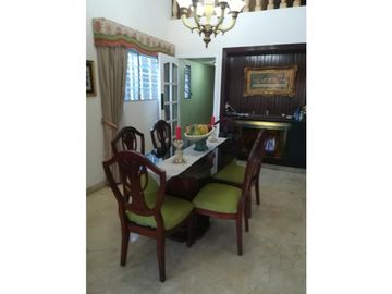 CASA AMOBLADA EN CERRO VIENTO