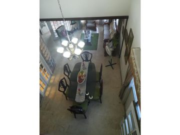 CASA AMOBLADA EN CERRO VIENTO
