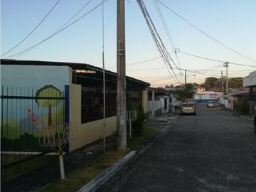 CASA AMOBLADA EN CERRO VIENTO