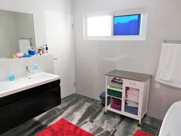 Modern House and Lot with Pool and Fantastic Views in Dalaguete ID 14642