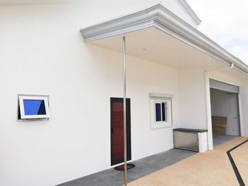 Modern House and Lot with Pool and Fantastic Views in Dalaguete ID 14642