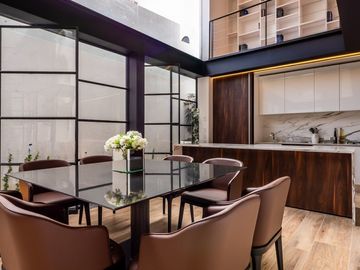 Pier 57 Unit 108