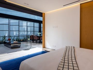 Pier 57 Unit 108