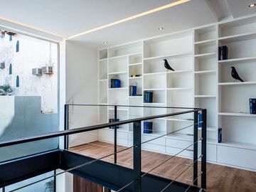 Pier 57 Unit 108