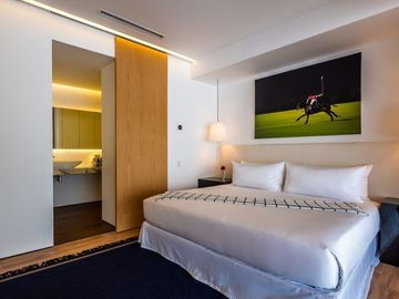 Pier 57 Unit 108