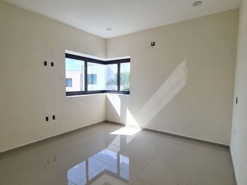 Casa en VENTA de 4 recamaras fracc Lomas Residencial