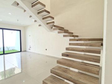 Casa en VENTA de 4 recamaras fracc Lomas Residencial