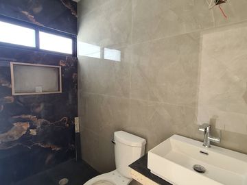 Casa en VENTA de 4 recamaras fracc Lomas Residencial