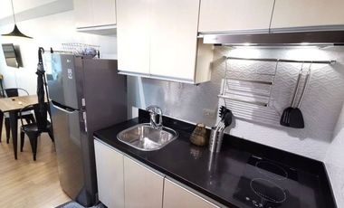 Condominium 1 Bedroom: 1 Bedroom Condo For Sale in Kroma Tower Legaspi Makati City