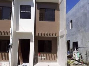 Graceland4 Townhouse 2Bedroom in Ward1 Poblacion Minglanilla