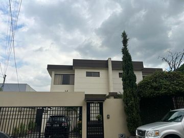 VENTA CASA EN CEIBOS OLIVOS 2 PISCINA (JLR)