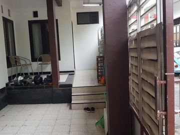 Rumah kost dijual dekat kampus BRAWIJAYA Lowokwaru kota Malang.