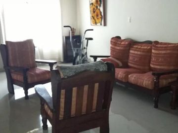 PERMUTA - CHALET DE 4 AMBIENTES EN VENTA - ITUZAINGO NORTE