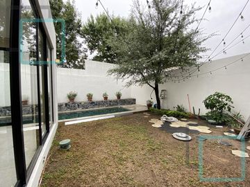 CASA EN VENTA LA JOYA RESIDENCIAL ZONA CARRETERA NACIONAL MONTERREY