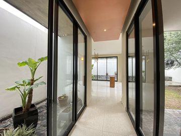 CASA EN VENTA LA JOYA RESIDENCIAL ZONA CARRETERA NACIONAL MONTERREY