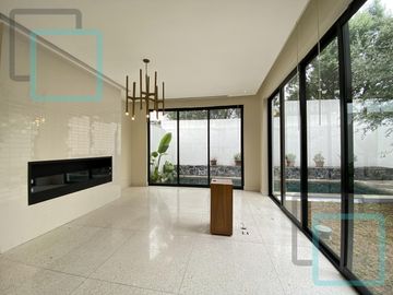 CASA EN VENTA LA JOYA RESIDENCIAL ZONA CARRETERA NACIONAL MONTERREY