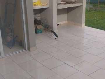 SE VENDE HERMOSA CASA en COUNTRY ZURITA