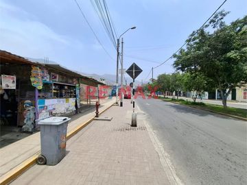 En Venta Excelente Terreno En Campoy, San Juan De Lurigancho
Tenemos una excelente opción de inversión para ti, se trata de dos terrenos que están ju