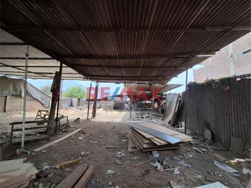 En Venta Excelente Terreno En Campoy, San Juan De Lurigancho
Tenemos una excelente opción de inversión para ti, se trata de dos terrenos que están ju