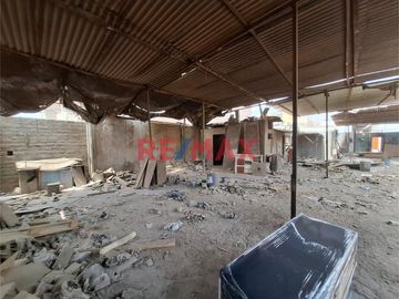 En Venta Excelente Terreno En Campoy, San Juan De Lurigancho
Tenemos una excelente opción de inversión para ti, se trata de dos terrenos que están ju