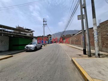 En Venta Excelente Terreno En Campoy, San Juan De Lurigancho
Tenemos una excelente opción de inversión para ti, se trata de dos terrenos que están ju