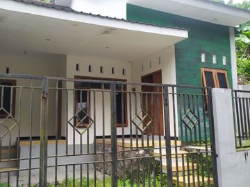 Jual Cepat Rumah Siap Huni Tipe 80/120 di Tridadi Sleman