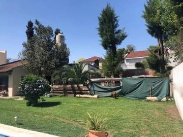 PERMUTA - EXCELENTE CHALET DE 6 AMBIENTES A LA VENTA - VILLA TESEI