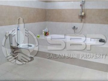TURUN HARGA 15M>10M nego,Rumah Mewah Istimewa jl Kaliurang km 7 dkt UGM