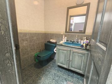 CASA EN VENTA CON SEGURIDAD EN JARDINES BELLAVISTA, TLALNEPANTLA DE BAZ