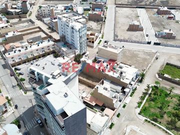 🚨 OPORTUNIDAD IDEAL PARA INVERSIONISTAS Y DESARROLLADORES INMOBILIARIOS!!

TERRENO RESIDENCIAL EN ESQUINA UBICADO EN UNA ZONA ESTRATEGICA EN EL EXCL