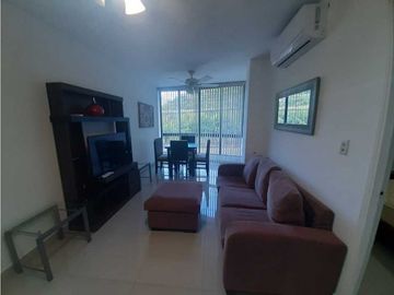 SE  VENDE APARTAMENTO FRENTE A PARQUE OMAR 1 REC AMOBLADO PH DON OMAR