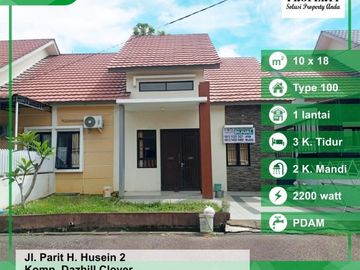 Rumah Parit Haji Husein 2, Pontianak, Kalimantan Barat