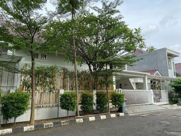 Rumah Fully Furnish Posisi Hook Di Komplek Tanjung Barat Indah